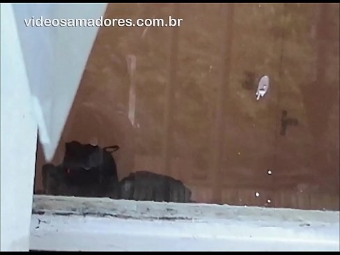 ❤️ Gizon hunkigarria bere neska-laguna beste mutil batekin ikusten, putz-bideo bat grabatzen bikotea molestatu gabe ❤️❌  Sexua pornoan eu.niceporn.ru ❌❤