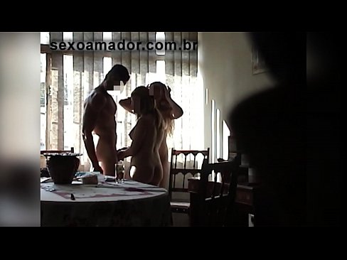 ❤️ Sexu-lagunek gizon erraldoi bat eta hirukote batera gonbidatzen dituzte berarekin ❤️❌  Sexua pornoan eu.niceporn.ru ❌❤