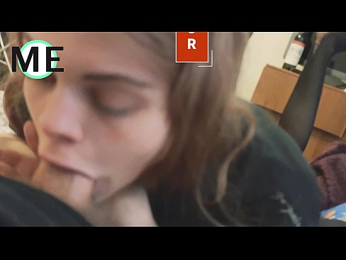 ❤️ Eztarria, galtza urratuak eta takoi urratuak elkartzeko atseginak dira ❤️❌  Sexua pornoan eu.niceporn.ru ❌❤